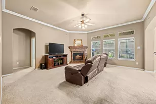 3301 Marymount Dr, Denton, TX 76210 - Photo 6