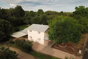 7033 Edmond Ave, Waco, TX 76710 - Photo 4