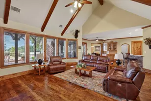 2 Groves Cir, Argyle, TX 76226 - Photo 16