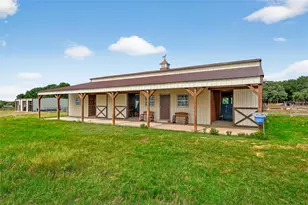 2 Groves Cir, Argyle, TX 76226 - Photo 36