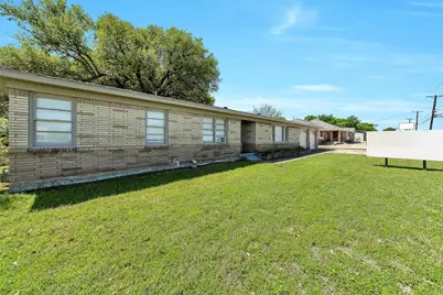 7294 Glenview Drive, Richland Hills, TX 76180 - Photo 2