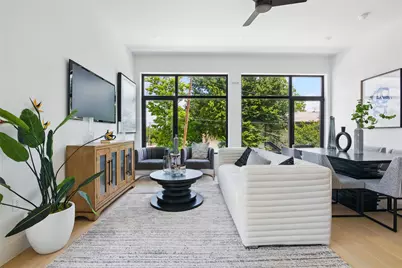 430 E 8th #201, Dallas, TX 75203 - Photo 8