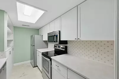 12824 Midway Road #2136, Dallas, TX 75244 - Photo 18