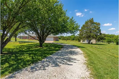 929 County Line Church Road, Whitesboro, TX 76273 - Photo 6