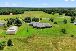 929 County Line Church Rd, Whitesboro, TX 76273 - Photo 12