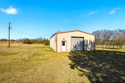 929 County Line Church Road, Whitesboro, TX 76273 - Photo 20