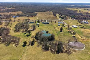929 County Line Church Rd, Whitesboro, TX 76273 - Photo 16