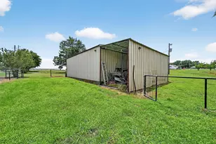 929 County Line Church Rd, Whitesboro, TX 76273 - Photo 34