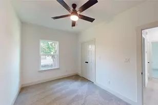 226 SW 4th St, Grand Prairie, TX 75051 - Photo 20