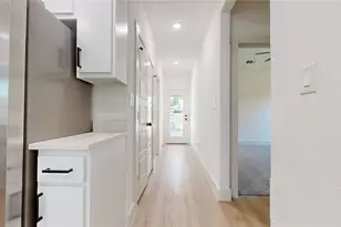 226 SW 4th St, Grand Prairie, TX 75051 - Photo 26