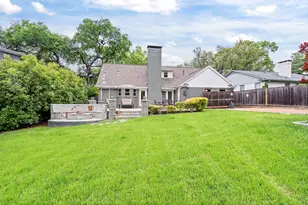 8928 Aldwick Cir, Dallas, TX 75238 - Photo 24