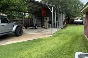 907 Dogwood St, Waco, TX 76706 - Photo 4