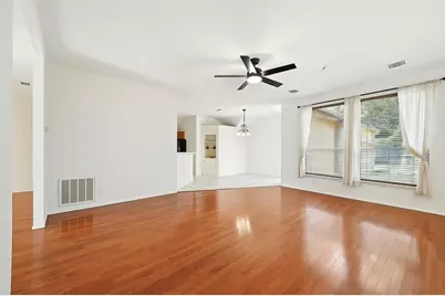 1215 Aylesbury Drive, Allen, TX 75002 - Photo 8