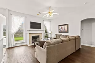 2009 Lake Fork Ct, Denton, TX 76210 - Photo 4