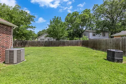 401 Magnolia Street, Arlington, TX 76012 - Photo 28