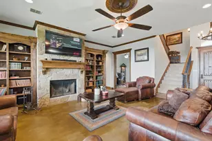 565 Ridgeway Dr, Bluff Dale, TX 76433 - Photo 14