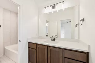 1129 Dove Hvn Dr, Justin, TX 76247 - Photo 32