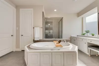 13921 Bluebell Drive, Little Elm, TX 75068 - Photo 8