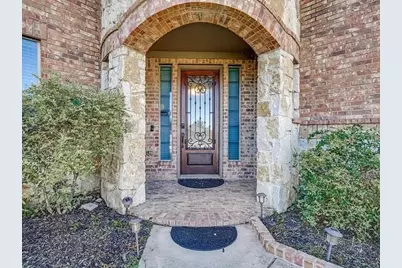 403 Sodbury Court, Roanoke, TX 76262 - Photo 2