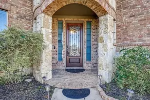 403 Sodbury Ct, Roanoke, TX 76262 - Photo 2
