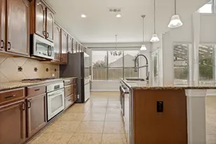 403 Sodbury Ct, Roanoke, TX 76262 - Photo 8