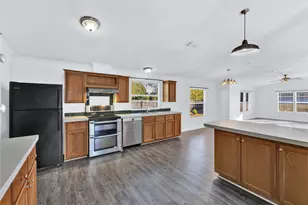 312 6th St, Joshua, TX 76058 - Photo 4