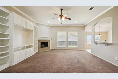 613 W Sheila Circle, Joshua, TX 76058 - Photo 6