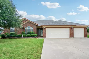 613 W Sheila Cir, Joshua, TX 76058 - Photo 1
