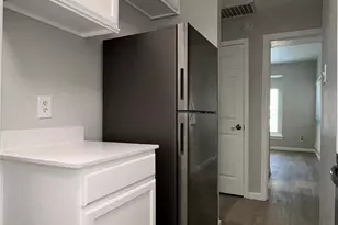 3611 W Northgate Dr, Irving, TX 75062 - Photo 8