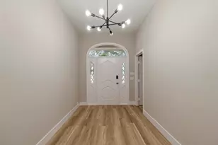 809 Havenwood Ln S, Fort Worth, TX 76112 - Photo 2