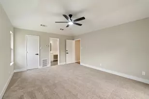 809 Havenwood Ln S, Fort Worth, TX 76112 - Photo 12