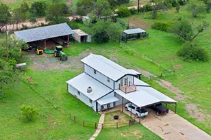 101 Starhorn Rd, Marble Falls, TX 78654 - Photo 2