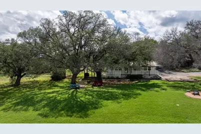5986 Field Court, Granbury, TX 76048 - Photo 34