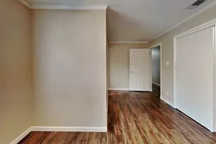 1414 Record Crossing Rd, Dallas, TX 75235 - Photo 8