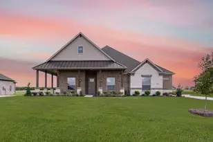 132 Evanston Ct, New Fairview, TX 76078 - Photo 2