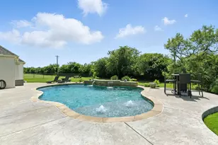 363 Red Bird Dr, Springtown, TX 76082 - Photo 16