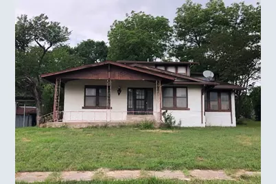 808 W 7th Street, Bonham, TX 75418 - Photo 1