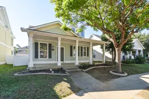 9810 Walnut Hill Dr, Providence Village, TX 76227 - Photo 2