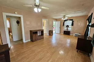 127 Morgan St, Pilot Point, TX 76258 - Photo 12