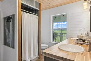 147 Fox Run Rd, Bowie, TX 76230 - Photo 16