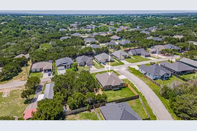 2600 Creek Drive, Granbury, TX 76048 - Photo 24