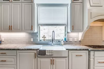 2104 Wellington Street, Greenville, TX 75401 - Photo 8