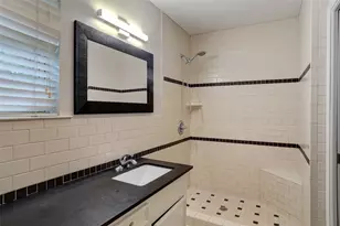 9424 Hunters Creek Dr, Dallas, TX 75243 - Photo 22
