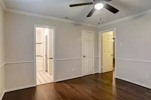 9424 Hunters Creek Dr, Dallas, TX 75243 - Photo 24