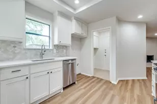 2126 Pueblo Dr, Carrollton, TX 75006 - Photo 10