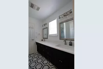 1047 Quail Run, Duncanville, TX 75116 - Photo 24