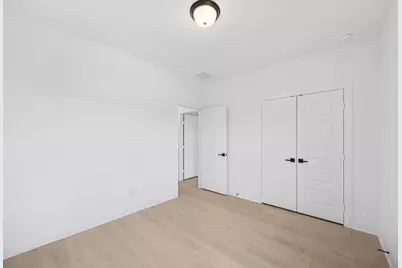 9310 Celestine Avenue, Dallas, TX 75243 - Photo 32