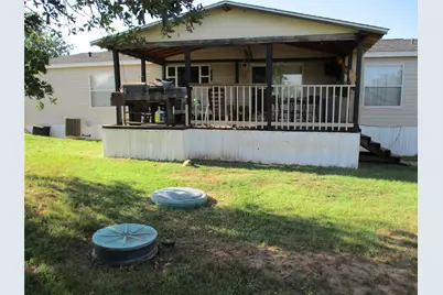 214 County Road 3432, Paradise, TX 76073 - Photo 16