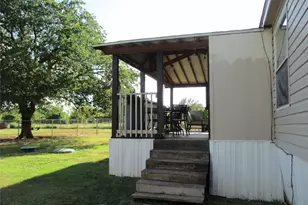 214 Co Rd 3432, Paradise, TX 76073 - Photo 14