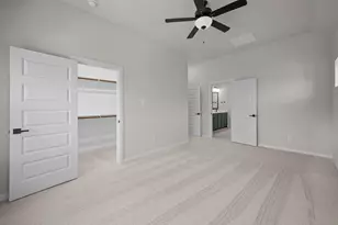 1112 Carnation Dr, Crowley, TX 76036 - Photo 10